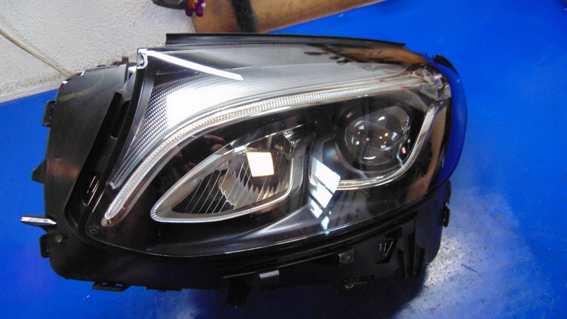 light left front FULL LED REFLEKTOR EUROPA MERCEDES GLC C253