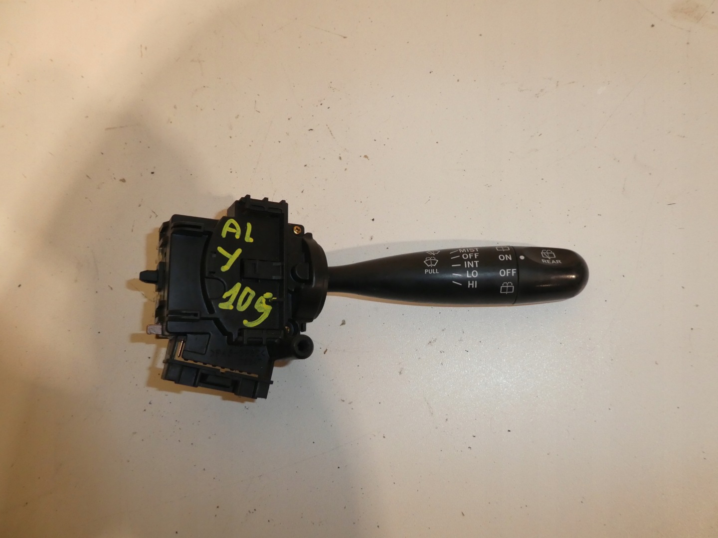 DEVIO LUCI TERGICRISTALLO TERGI TOYOTA YARIS 173647