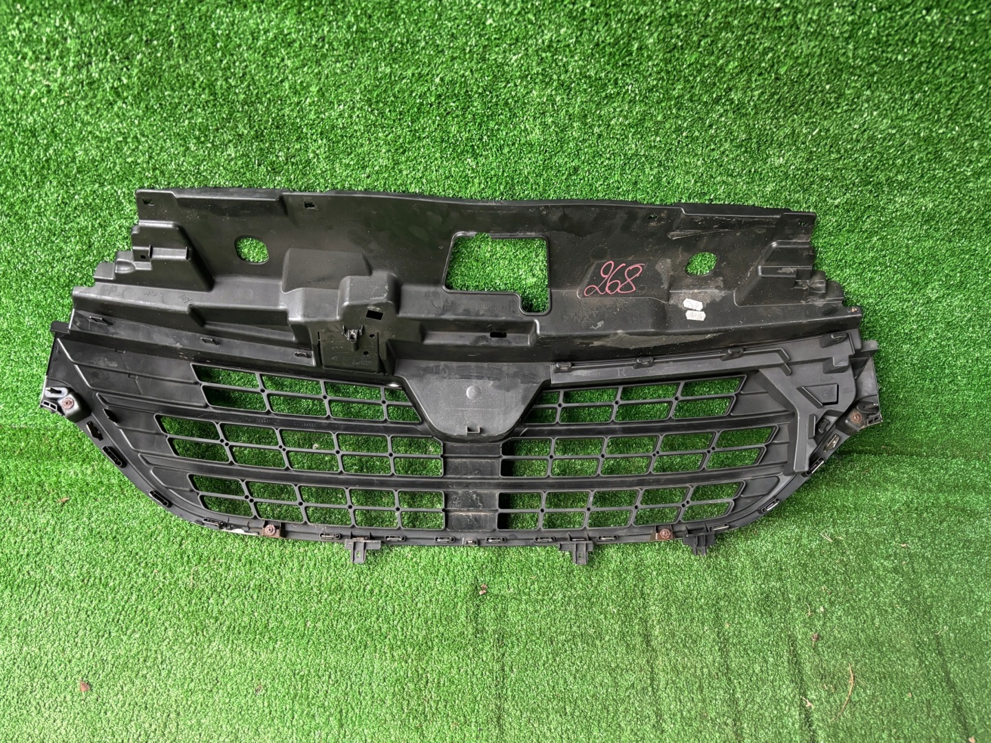 Renault Trafic 3 front prekladgrill bumper front MOU022771