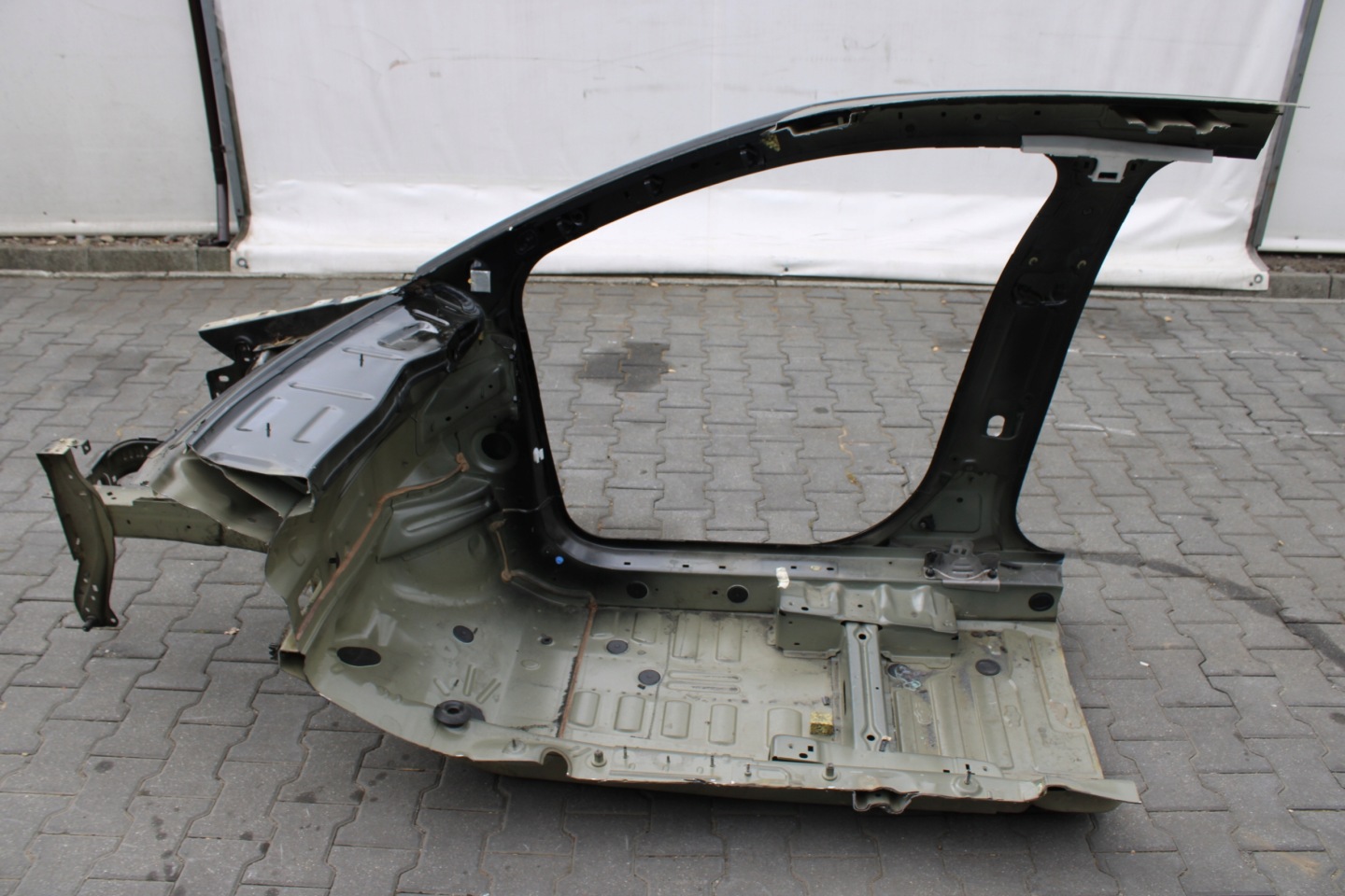 quarter right front pillar quarter threshold right front CITROEN C3 III 3