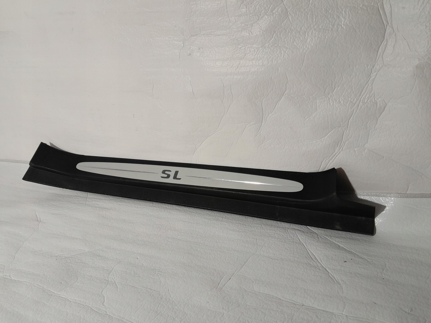 MERCEDES SL500 R230 cap moulding threshold right A2306800435