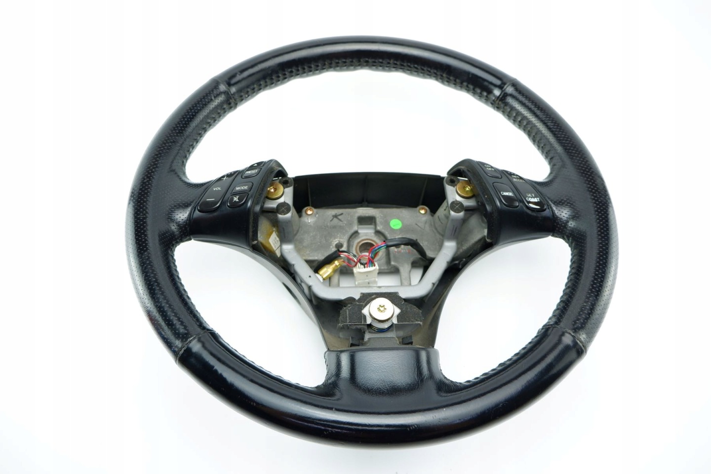 Volant MAZDA 6 GS120-00720