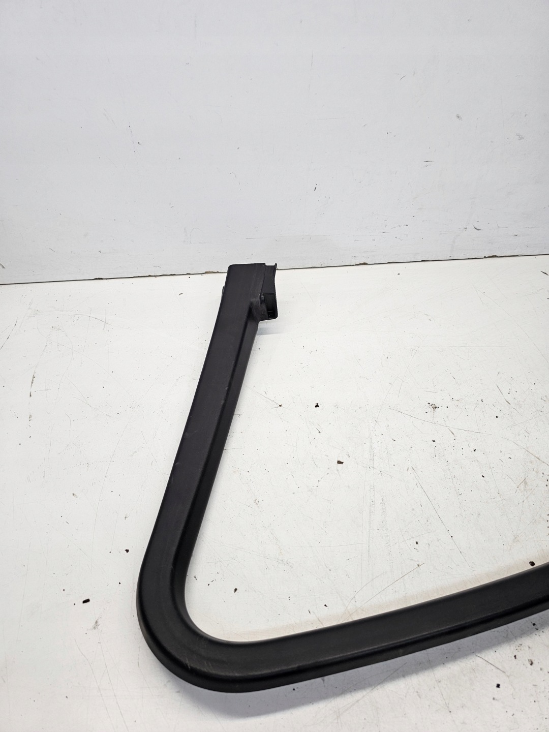 frame cover door right front AUDI A4 B9 8W0867410