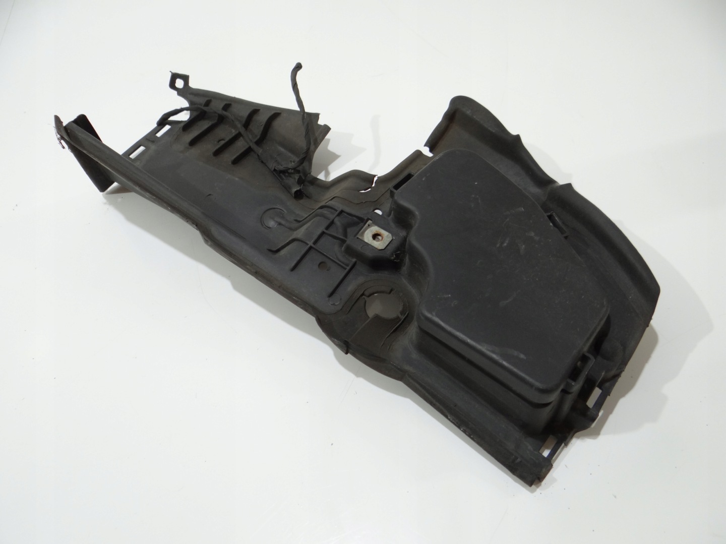 BMW E60 E61 LCI M PAKIET drain air left 7897175