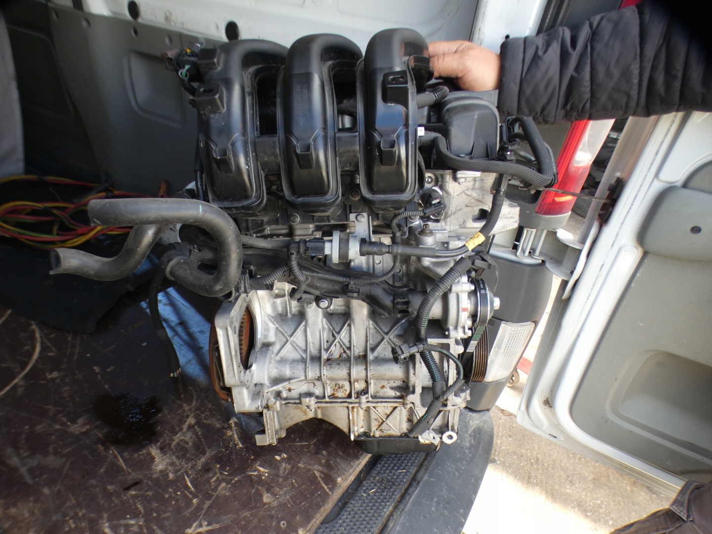 HM05 complete engine 1,2 THP PEUGEOT CITROEN 31 TYS