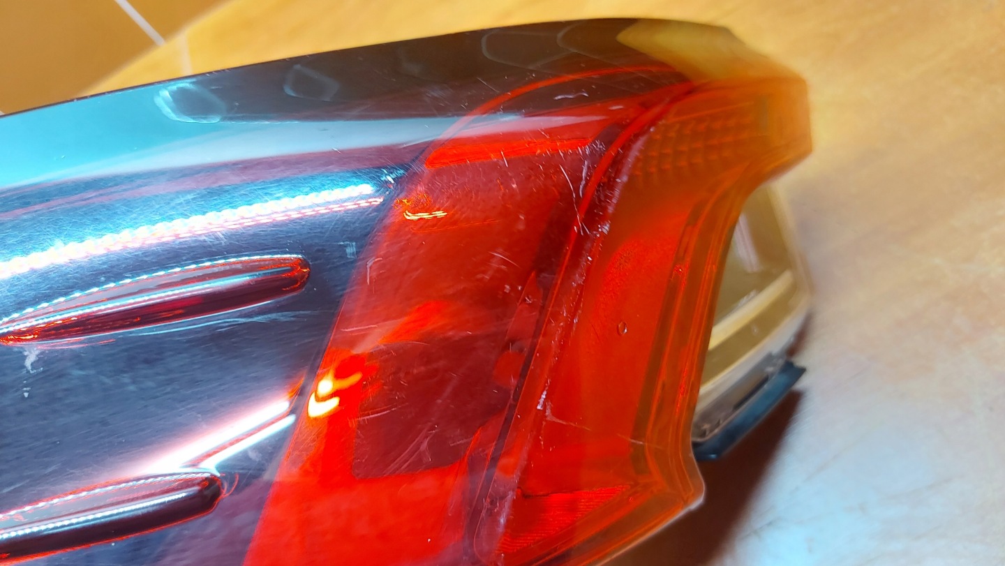 light left left rear part rear TOYOTA COROLLA E21 sedan 19