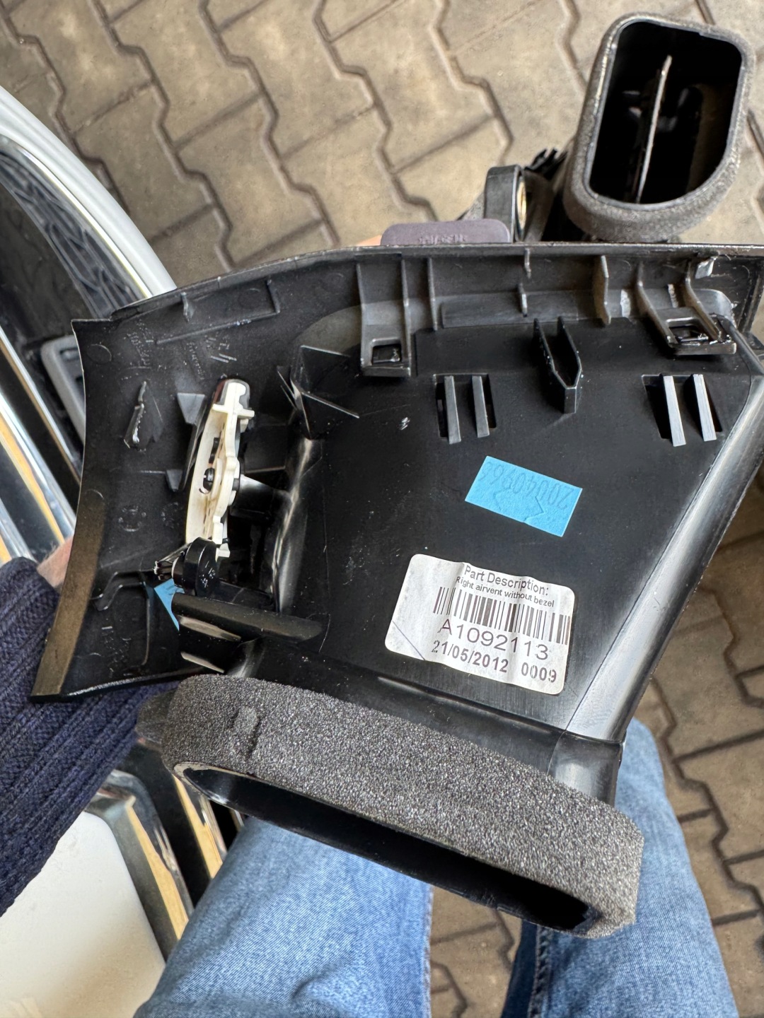 CITROEN DS3 grid air conditioning devices right A1092113