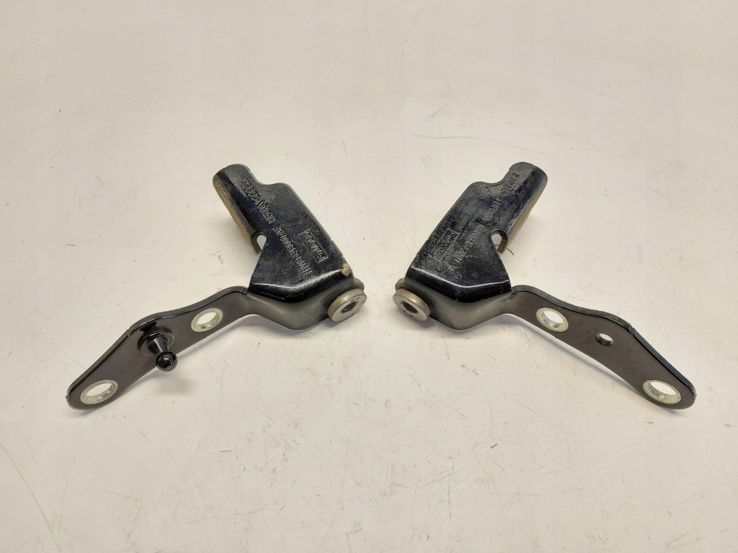 Ford Ranger VI 6 2023r hinge burty bonnet left right kpl. n1wb-e43001-ae