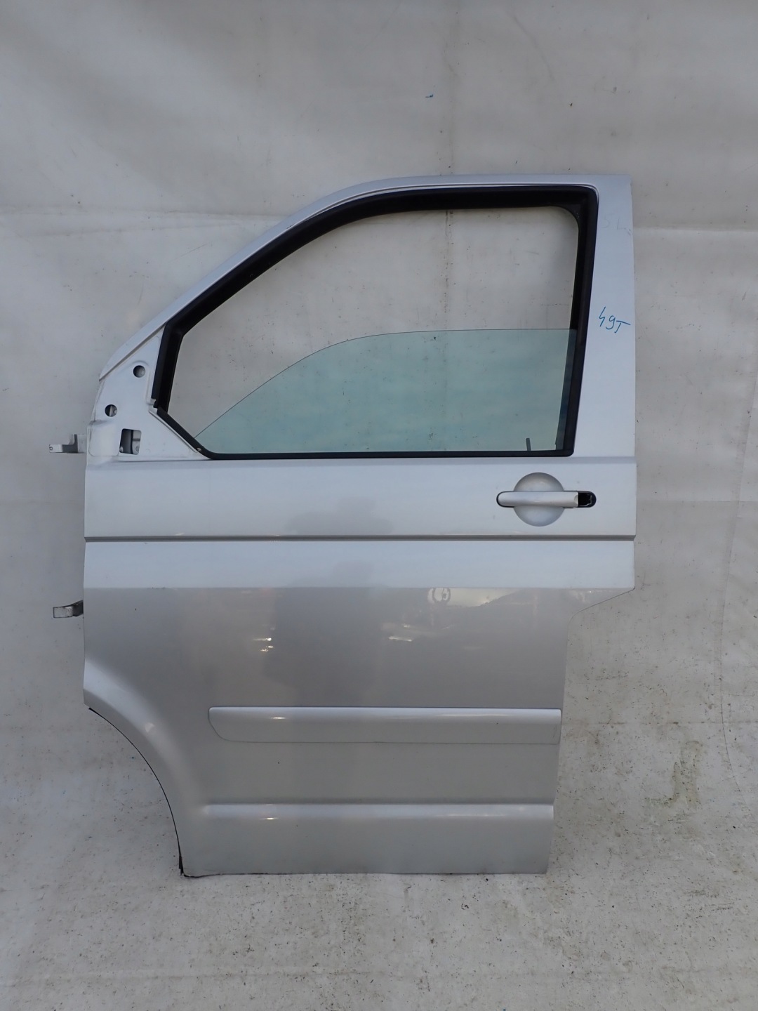 VW T5 03- dveře levé předek přední