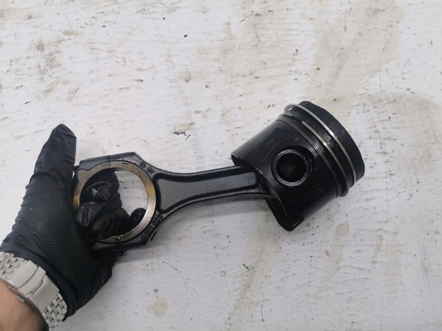 piston connecting rod MERCEDES E-KLASA W212 2.2 CDI 651900