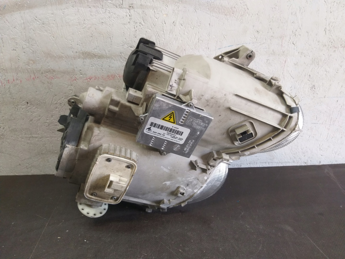 LIGHT FRONT LEFT MERCEDES SL W230 XENON