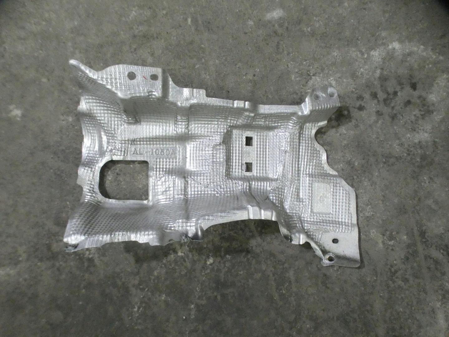 Blende Abdeckung TERMICZNA RENAULT TRAFIC III 2.0 DCI 747502152R 23R