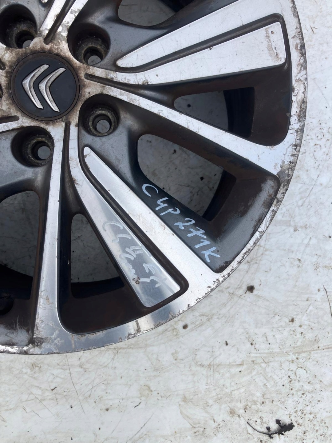disk 17 CALI CITROEN C4 PICASSO II #271K 9677090377