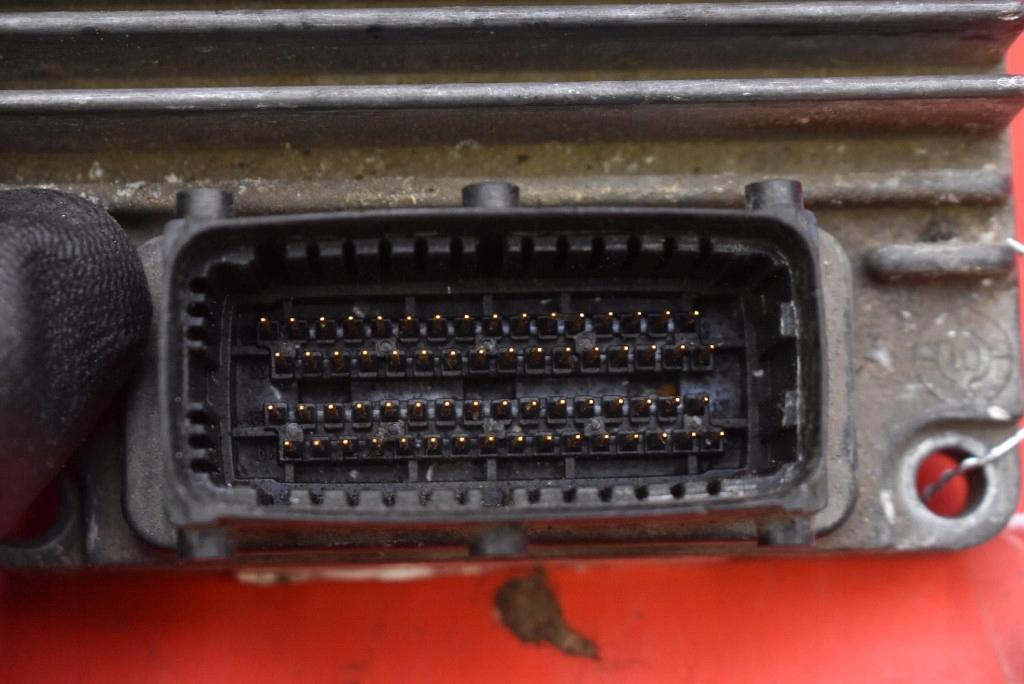control unit computer of the engine 12212819 OPEL ASTRA 2 II G 1.7 DTI 75 KM 98-09