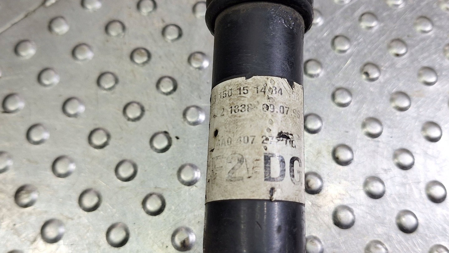 semi-axis right front 4A0407272DG AUDI A6 C4 2.6 V6