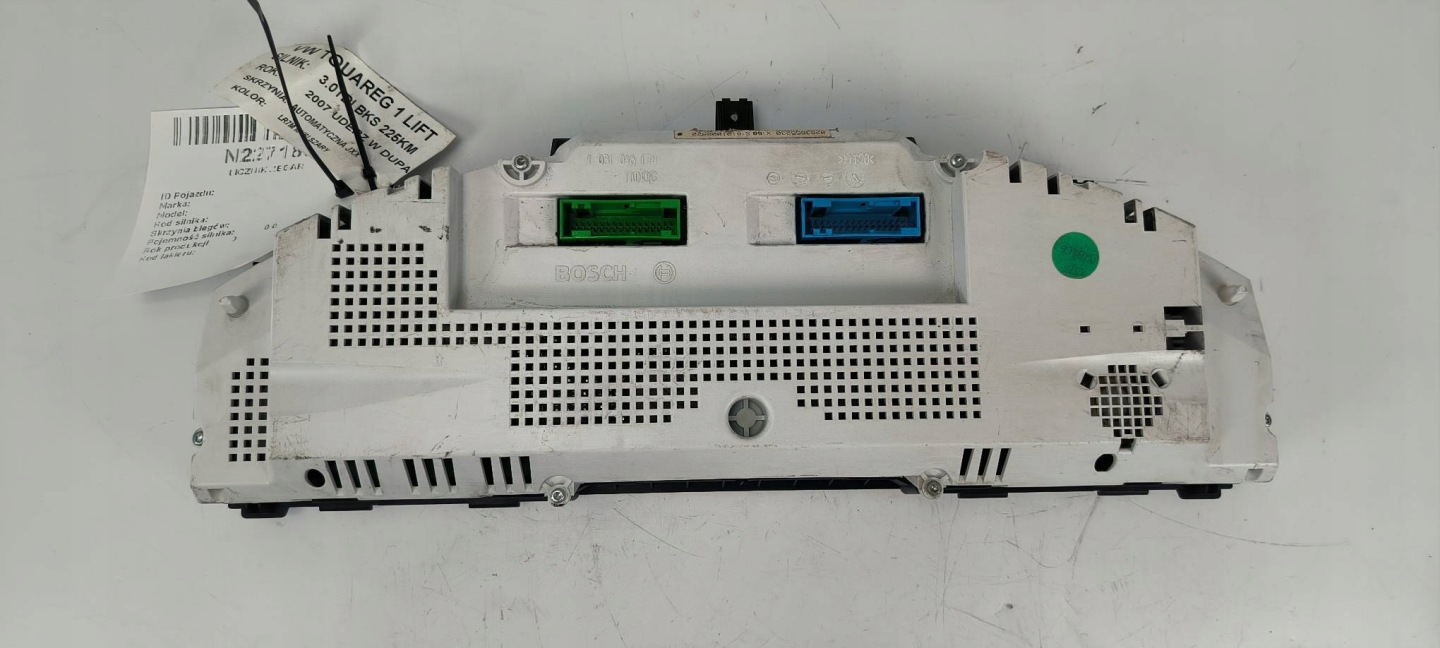 dials clock 7L6920875G VOLKSWAGEN TOUAREG