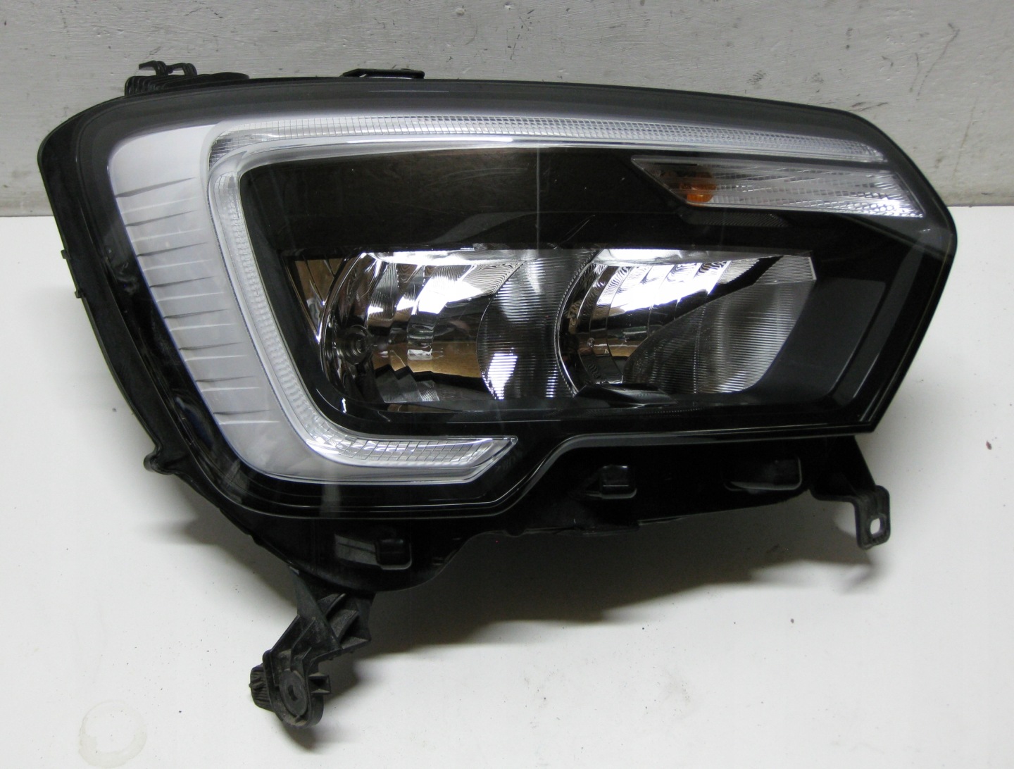 RENAULT MASTER III LIFT light right front 260105567R EUROPA
