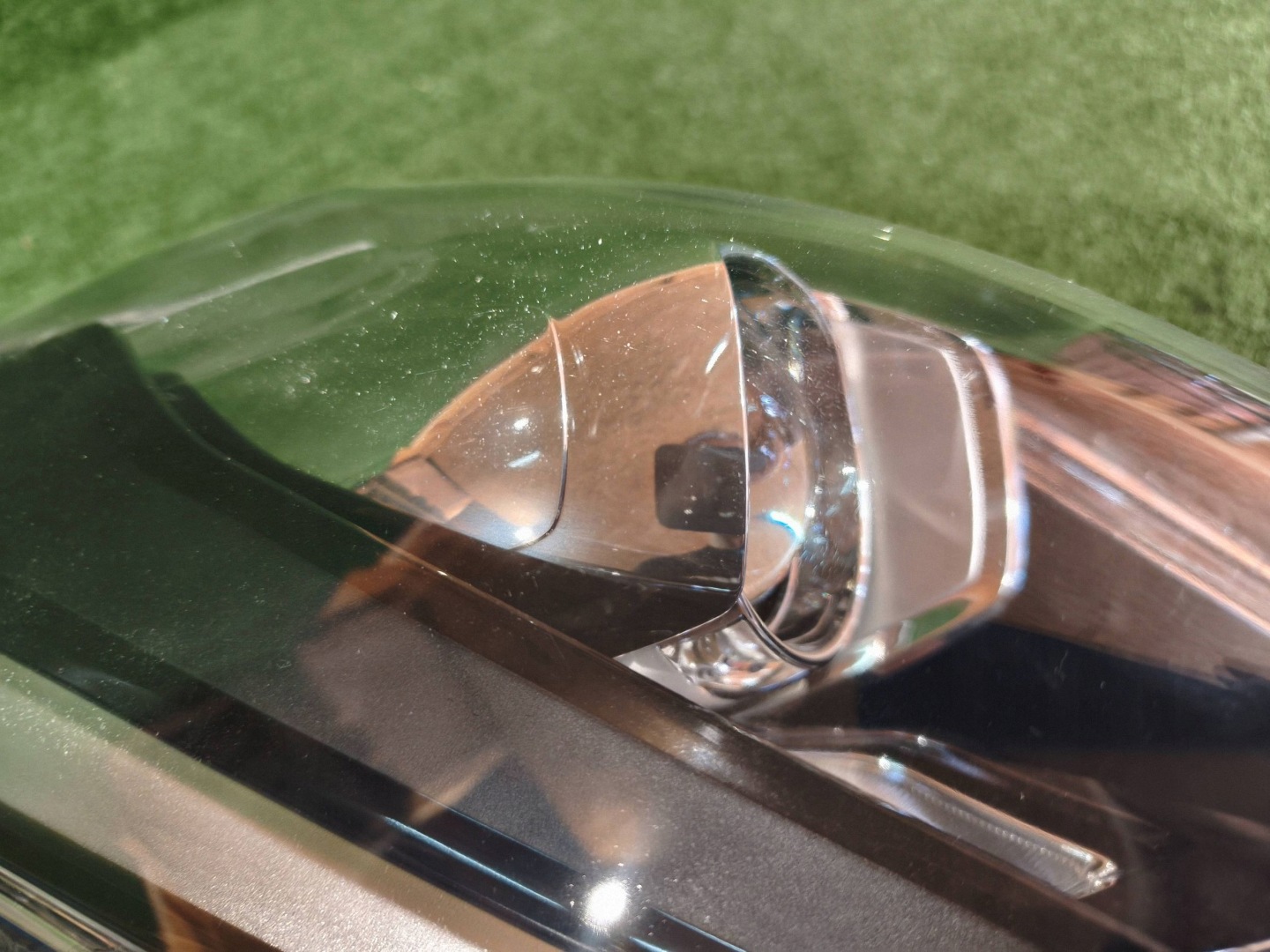 REFLEKTOR left front KIA CARENS IV 13- LED lens NR.1699