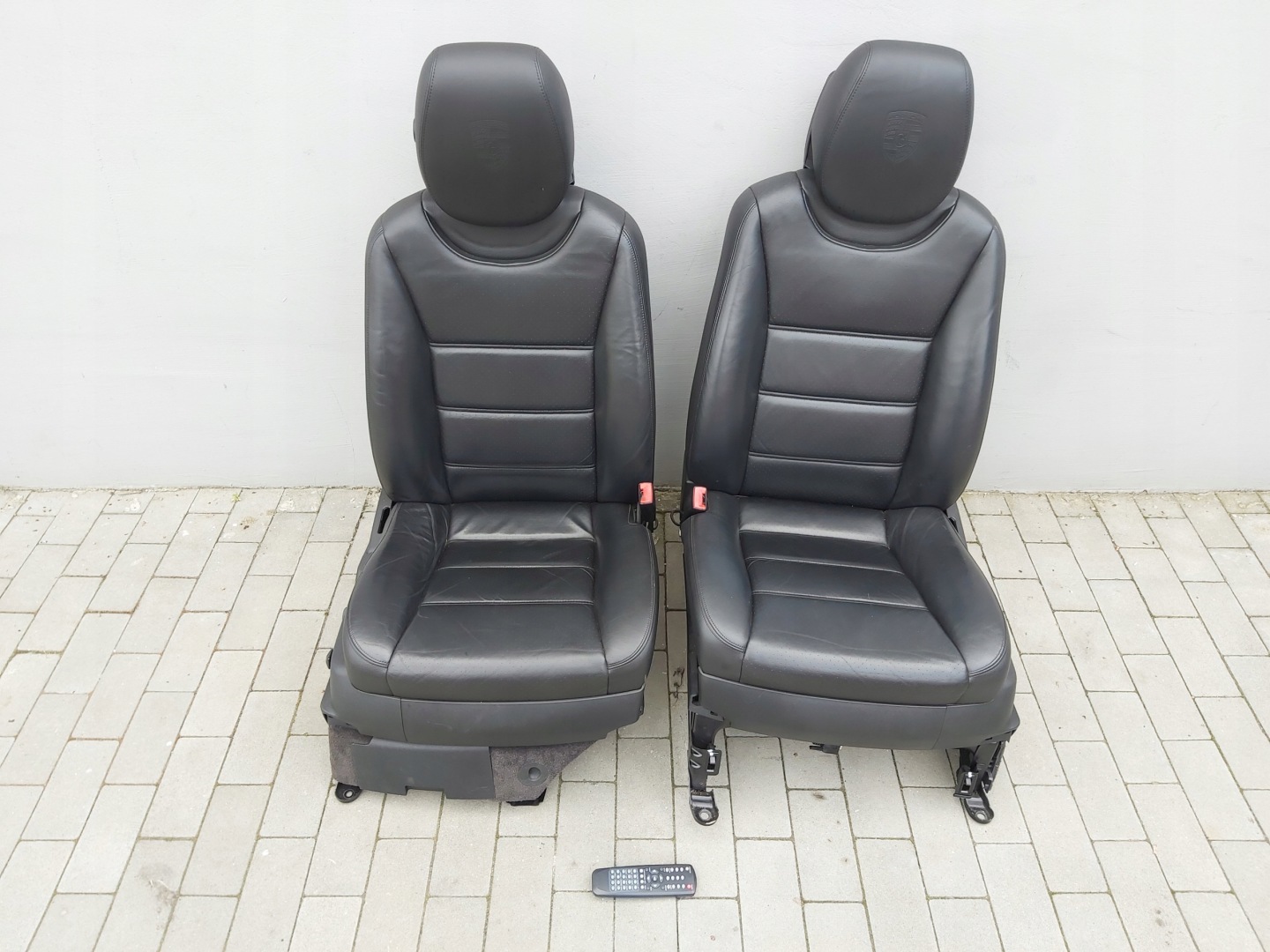 Sitz DVD PORSCHE CAYENNE und 7L LIFT