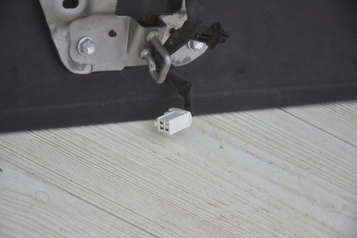 trunk door window rear * rear part PEUGEOT 108