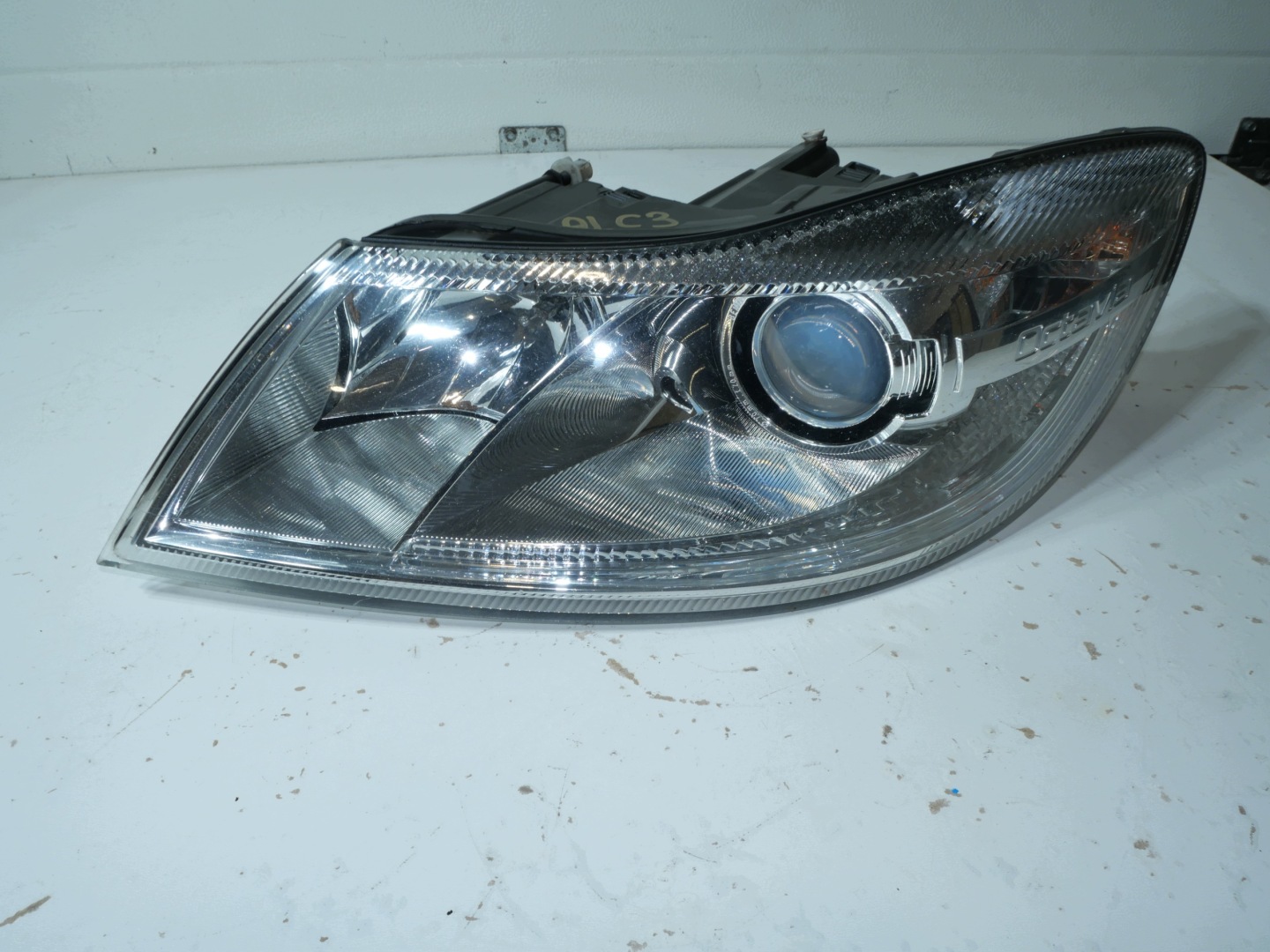 light front front left SKODA OCTAVIA II 2 LIFT XENON 1Z1941015G