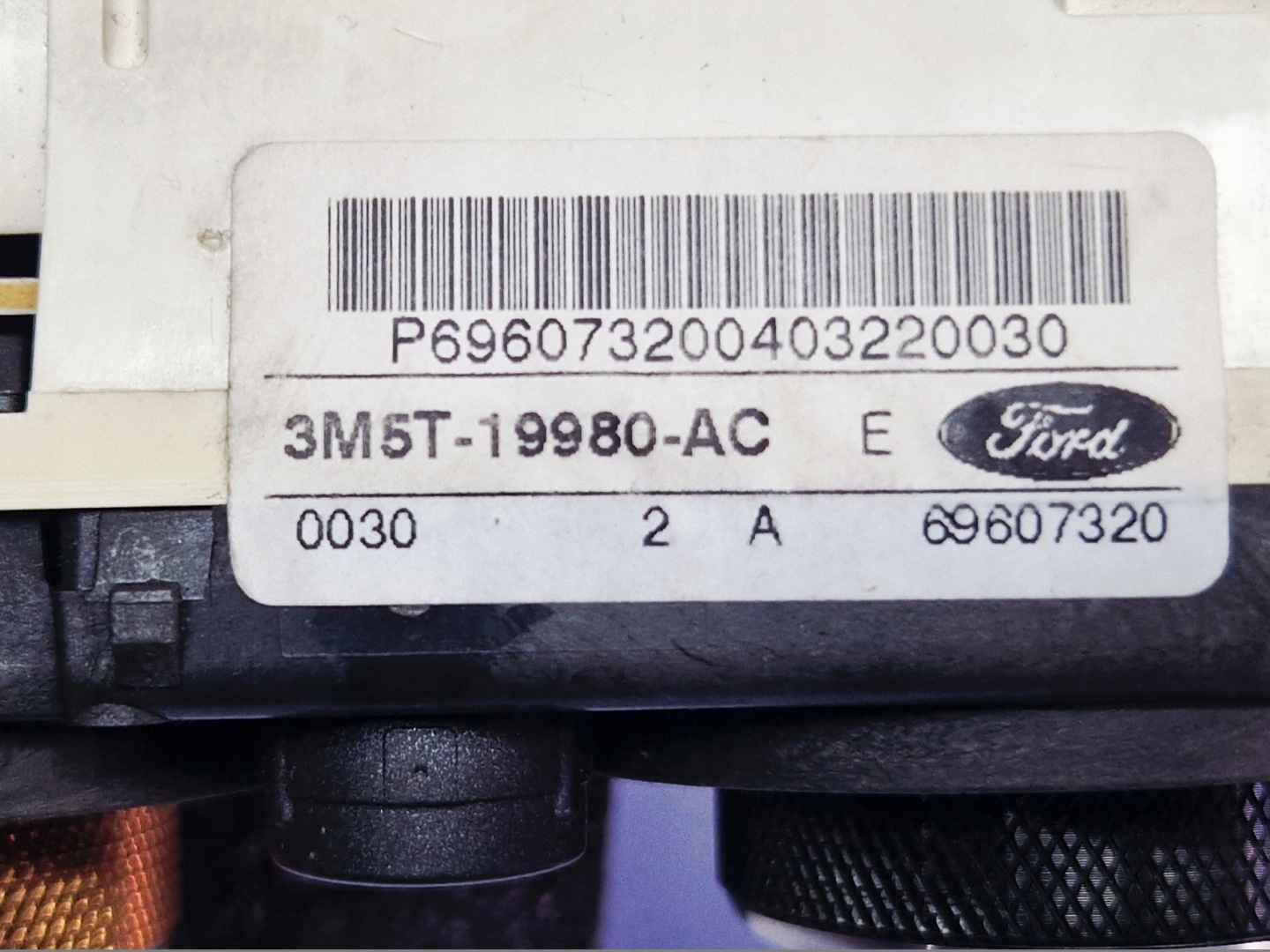 FORD FOCUS MK2 C-MAX MK1 PANEL rešetka ventilacije prekidača klimatizacije 3M5T19980AC