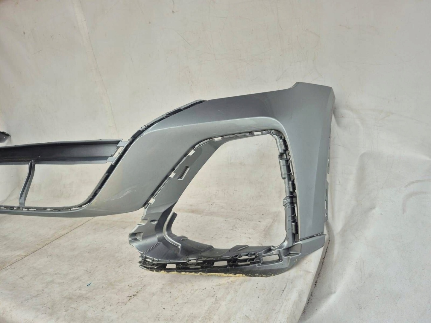AUDI Q8 4M8 S-LINE 18-23 bumper front front 4M8807437