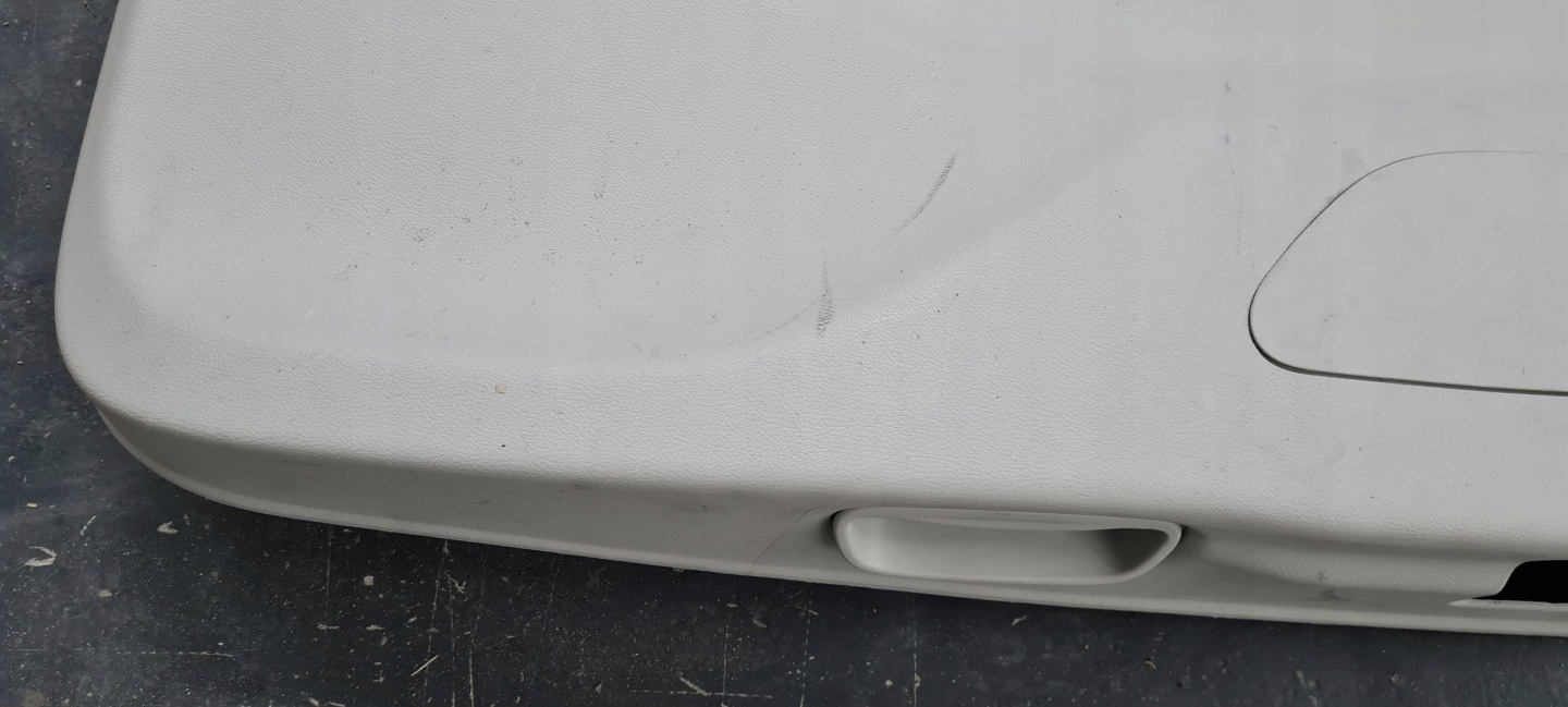 Chrysler Pacifica 2022 cover side bonnet boot rear part 6PP36PD2AA