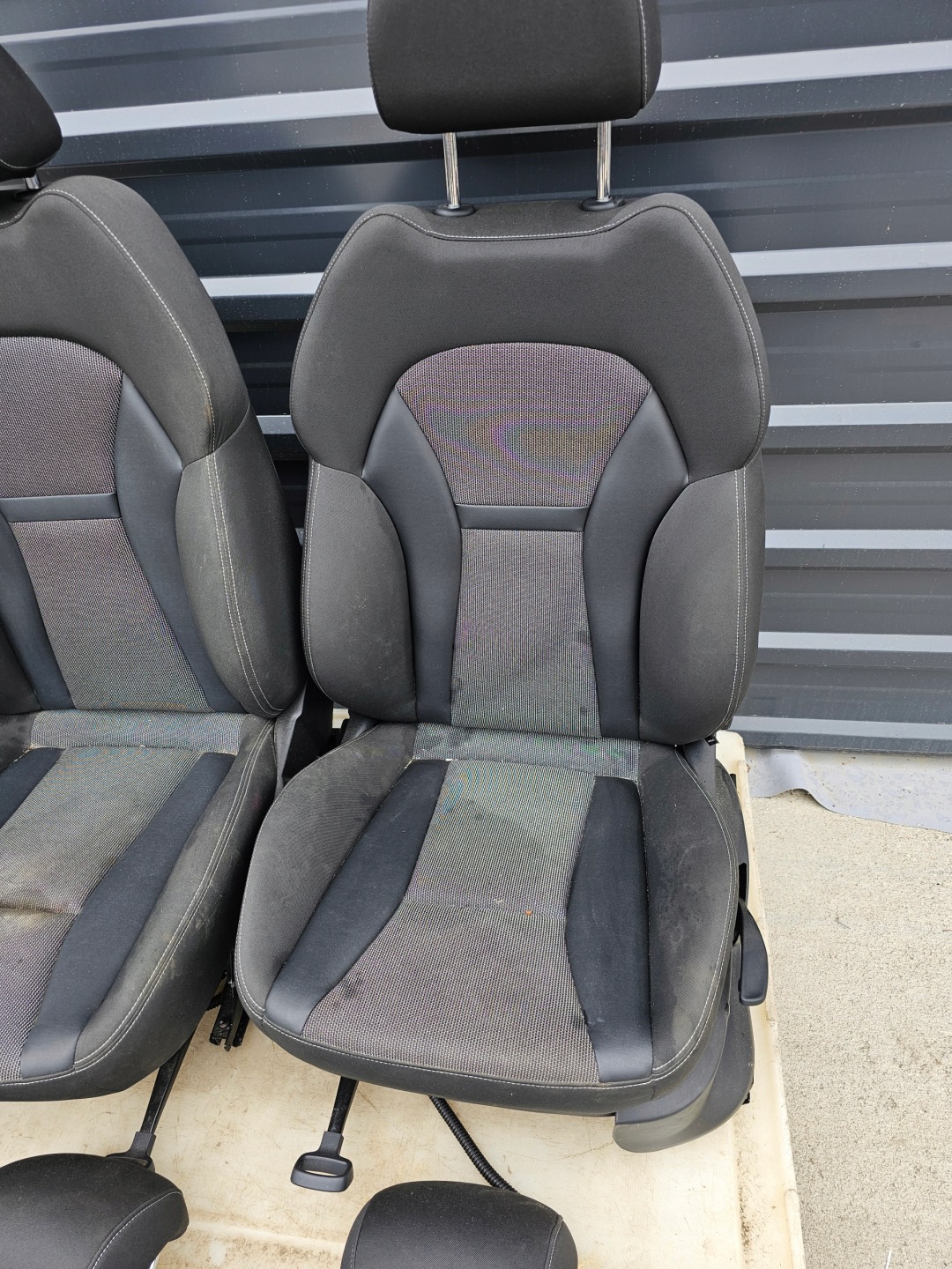 Sitz Sitze KOMPLET AUDI A1 8X 5-Tür Leder+MATERIAL