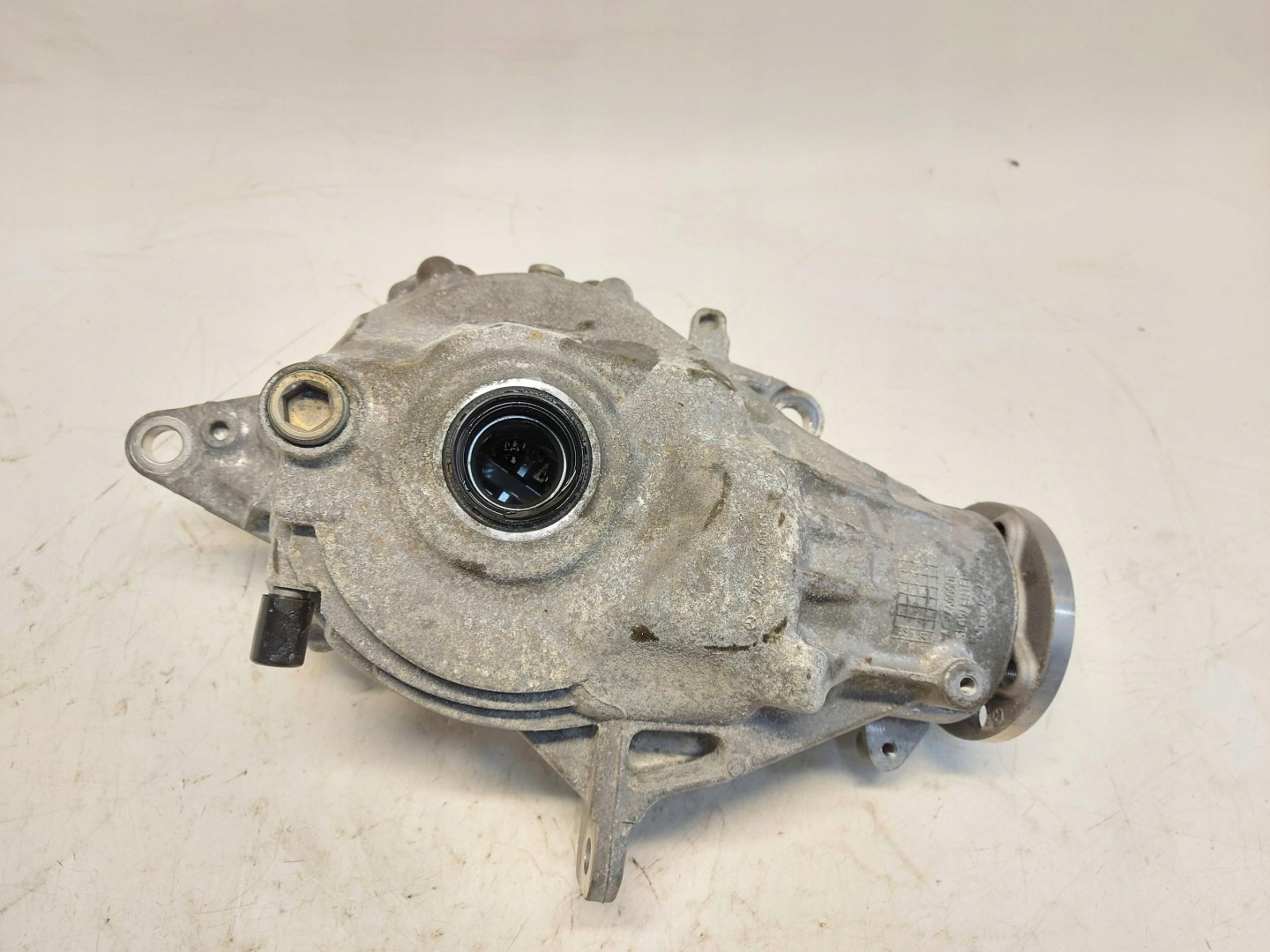 Mercedes W254 GLC 220d REDUKTOR gearboxes front A2063353900