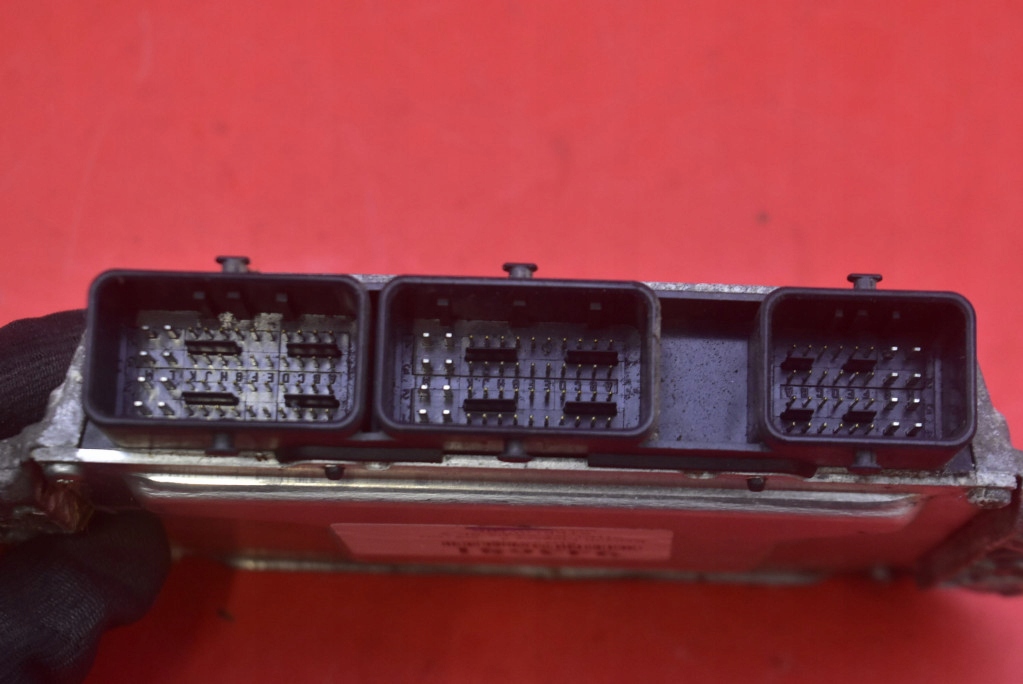 control unit computer of the engine 237100131R RENAULT MEGANE 3 III 1.6 16V 110 KM