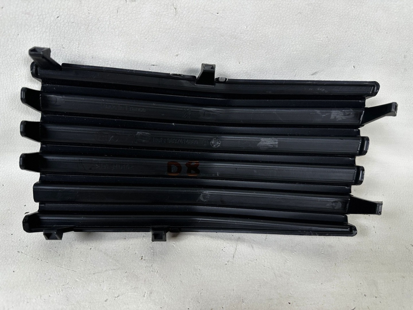 Peugeot 3008 de couverture avant couverture grilla 9837414880