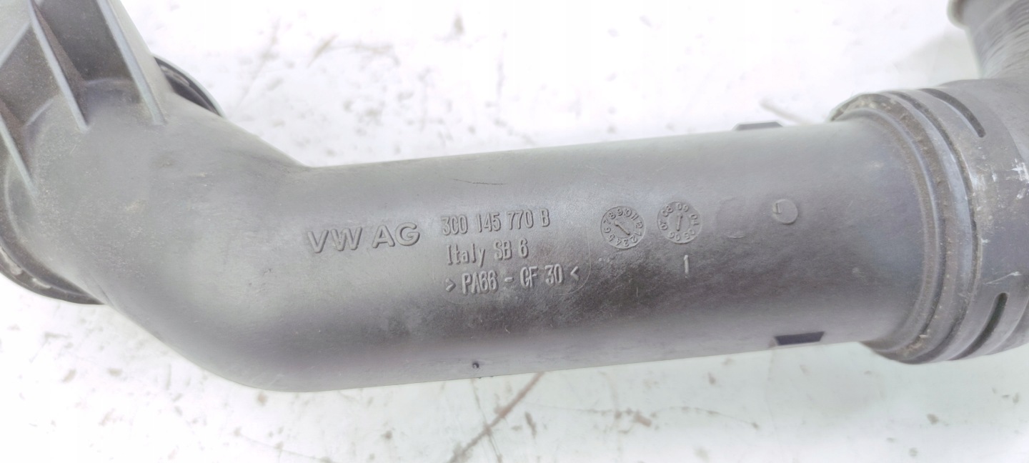 trouba hadice intercoolera AUDI VW SKODA 3C0145770B