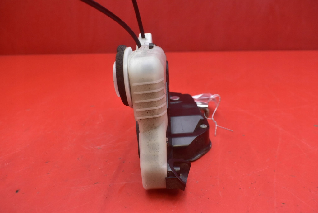 lock door right front front EU TOYOTA YARIS 3 III 5D HB 10-14