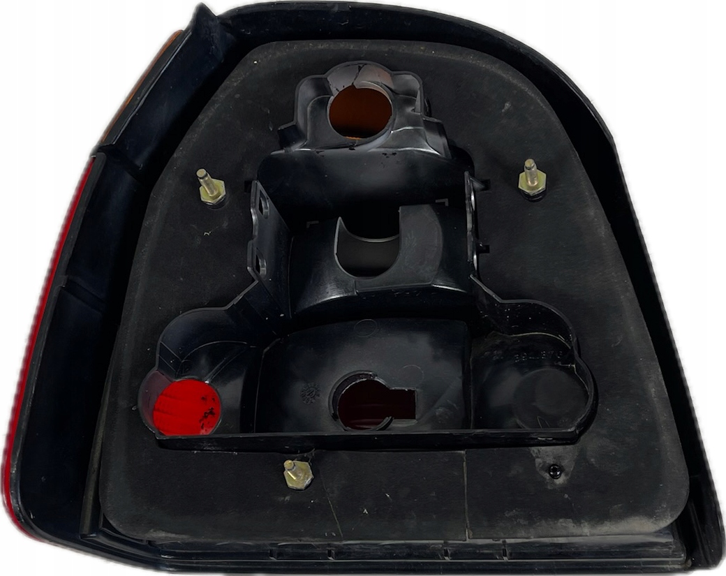 VW GOLF III HB 3D 91-98 light rear part right 1H6945112D