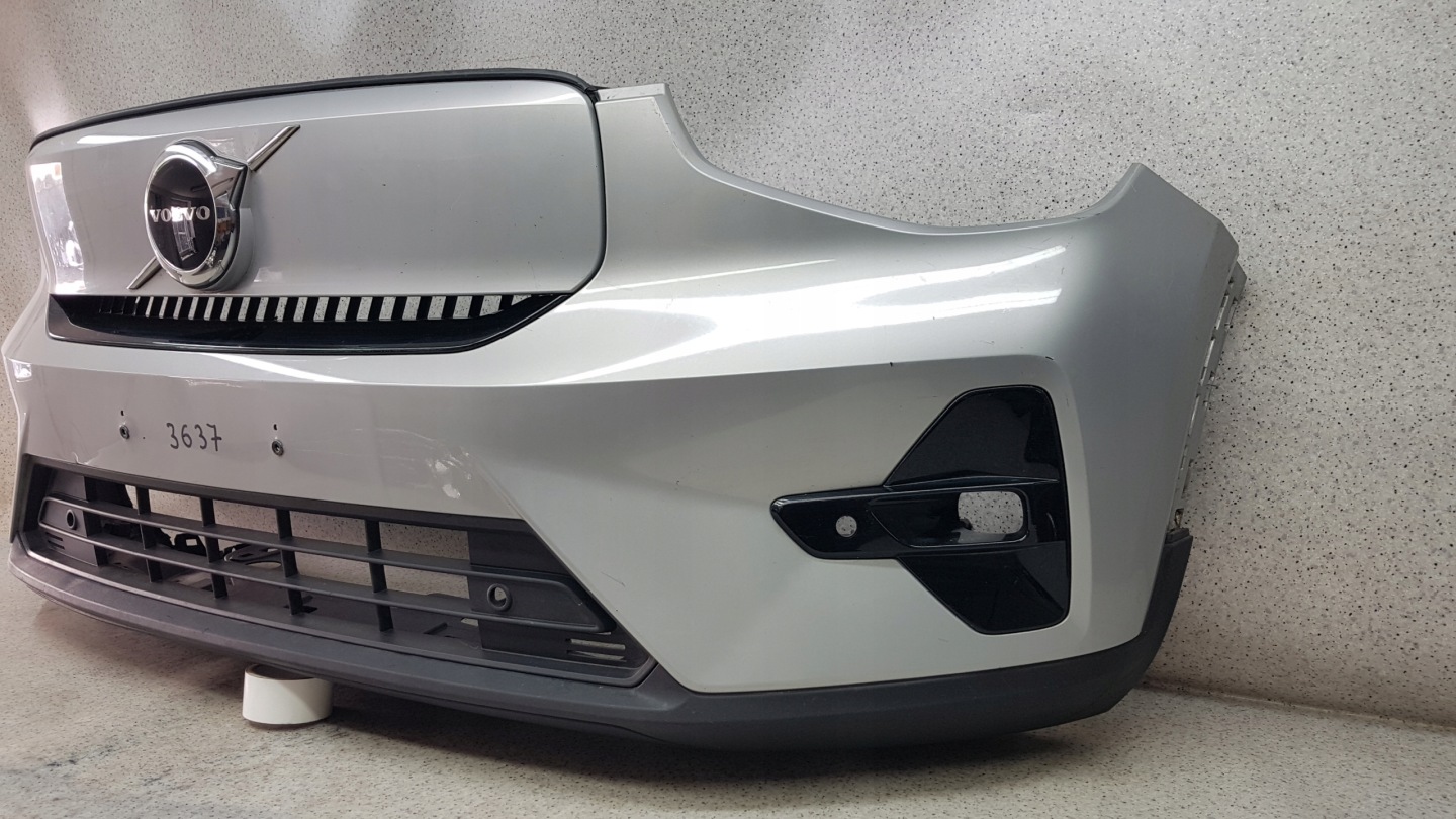VOLVO XC40 XC 40 C40 C 40 RECHARGE LIFT bumper front 3637