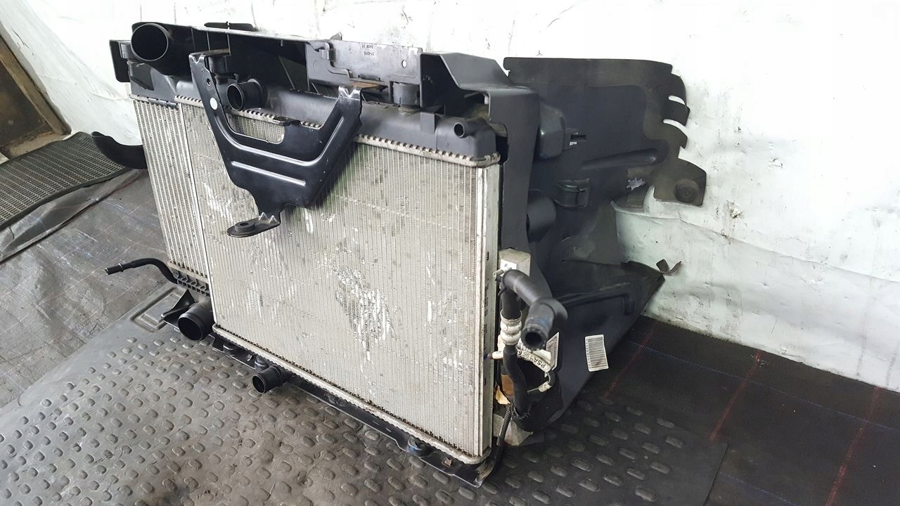 support panel for radiators pillar Citroen 1,6 HDI