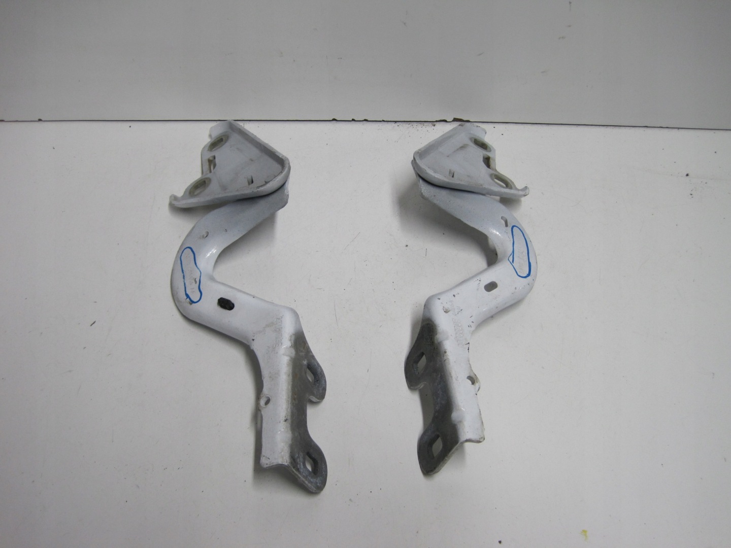 hinge bonnets FORD PUMA MK2 L1TB -S16801-AA L1TB-S16800-AA