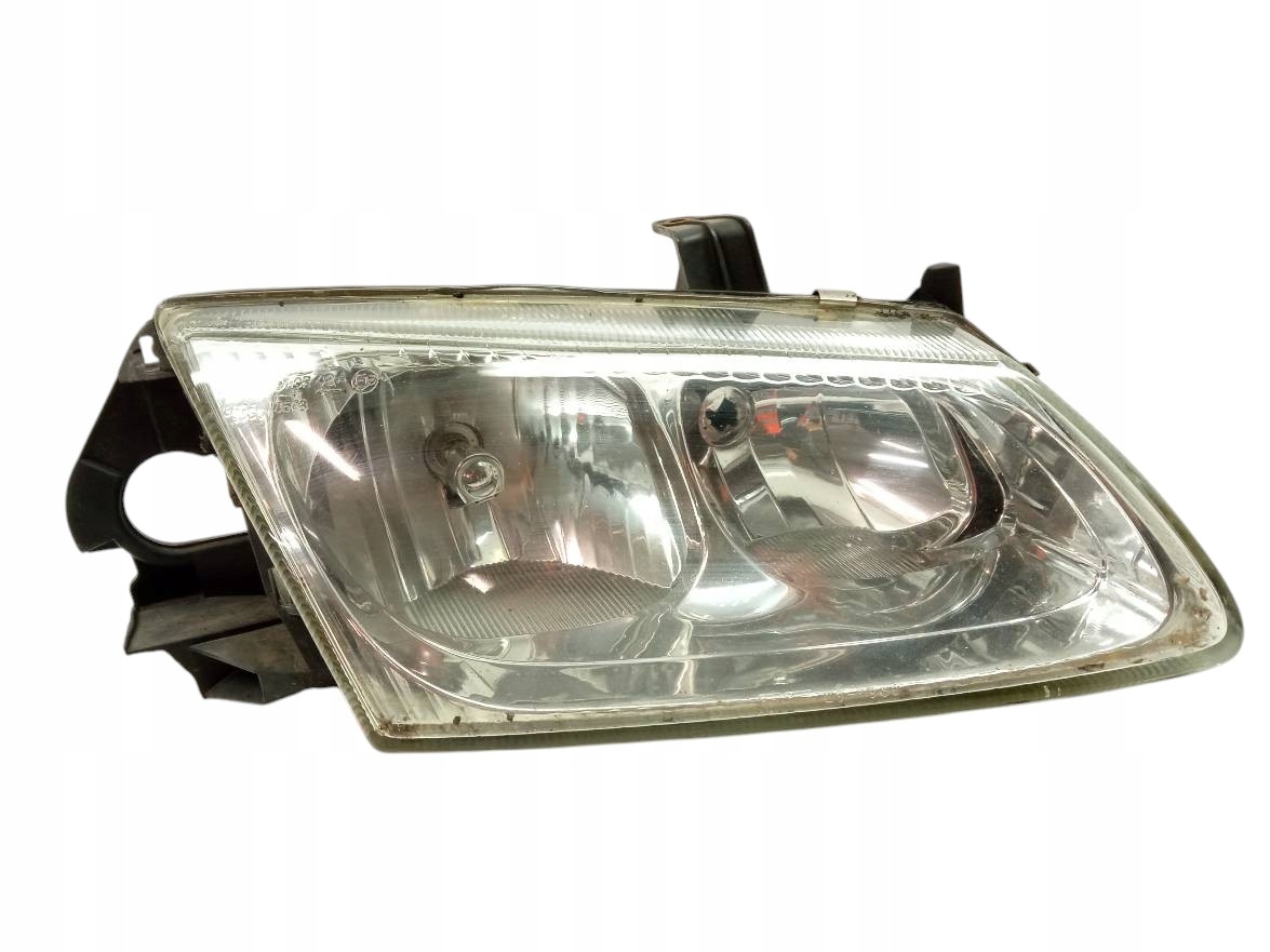 light front right before LIFT Nissan Almera and (1995-2000)