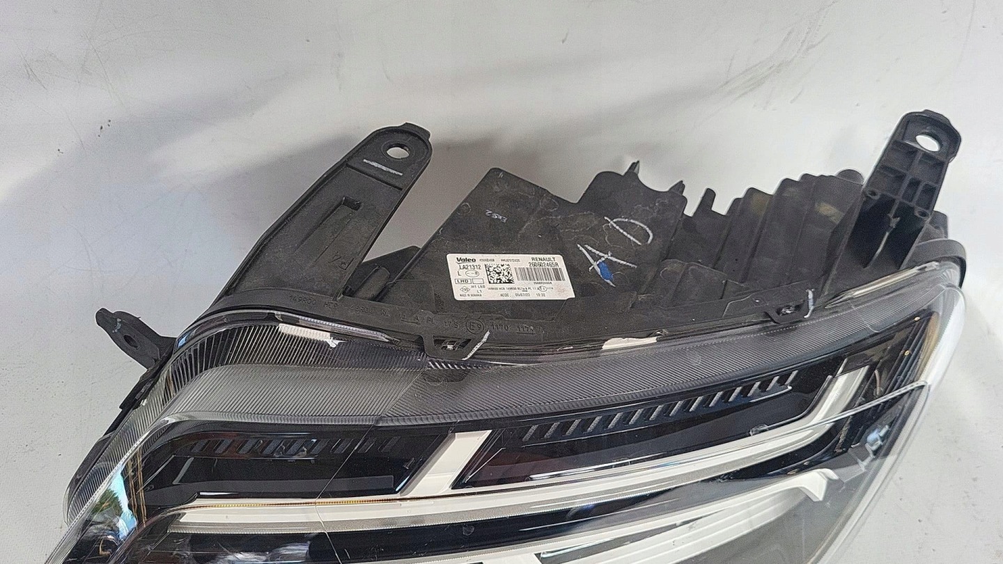 light front DACIA DUSTER II LIFT left FULL LED EUROPA 260602465R