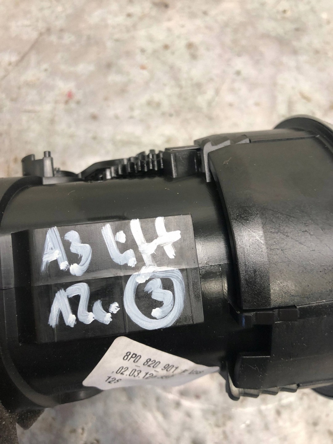 grid air conditioning devices AUDI A3 8P LIFT 8P0820901F