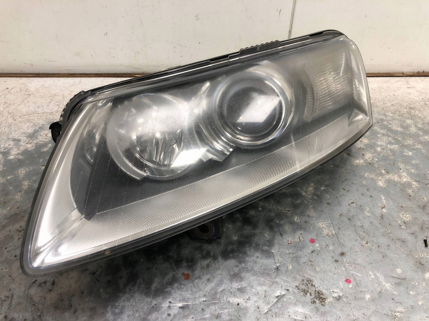 light left front XENON AUDI A6 C6 KOMBI 4F0941003