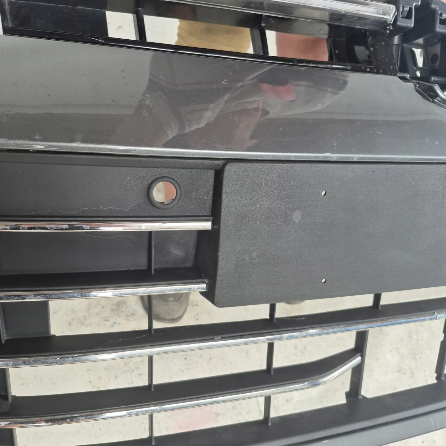 VW PASSAT B9 3J0 24- bumper front front grill LED PDC
