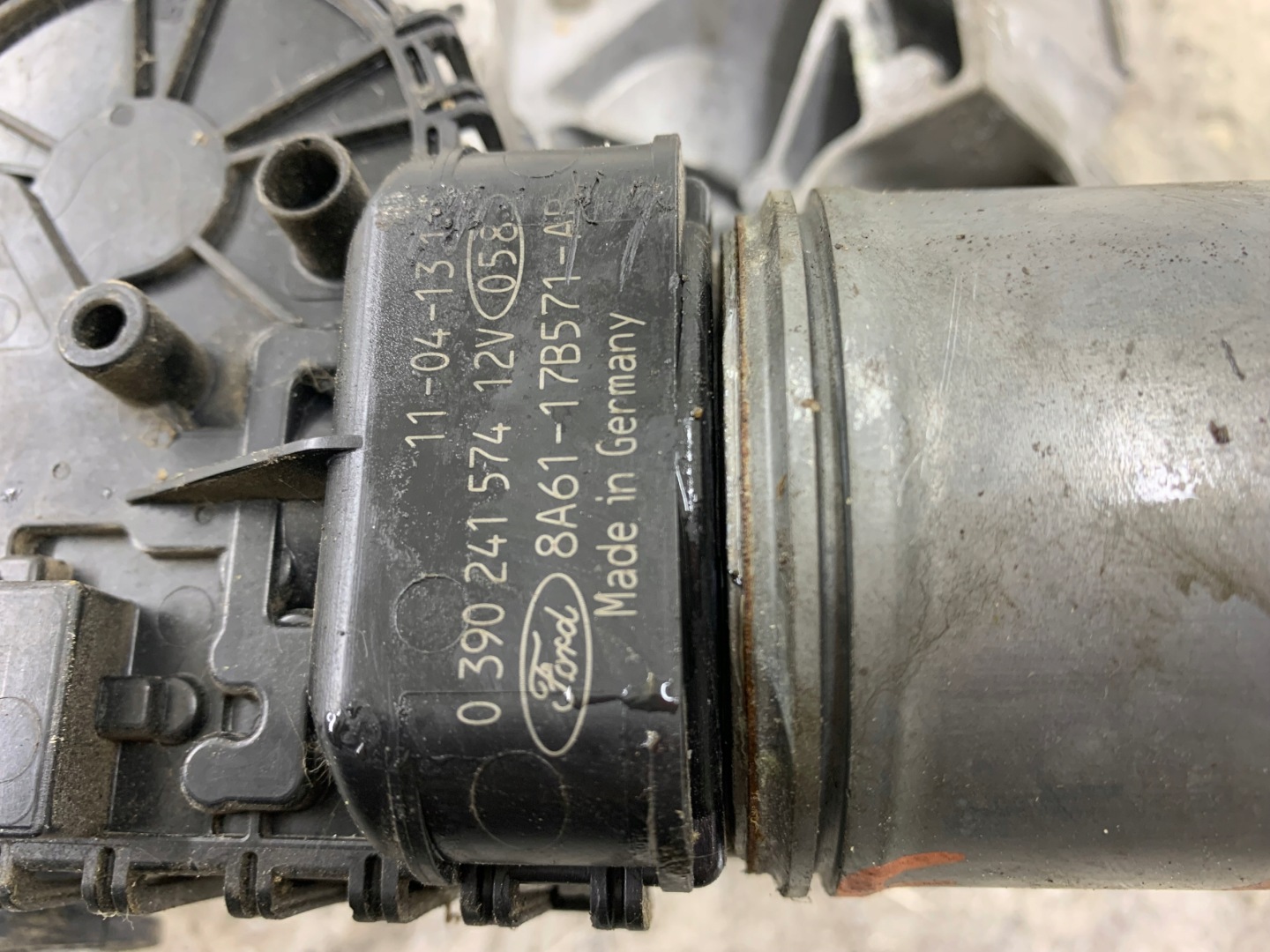 FORD FIESTA MK7 wiper mechanism front 8A6117B571AB