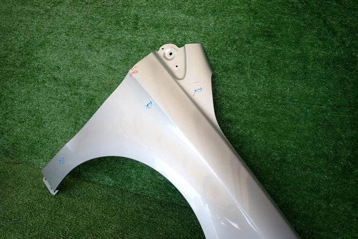 MERCEDES W246 246 B-KLASA 12- fender right front front