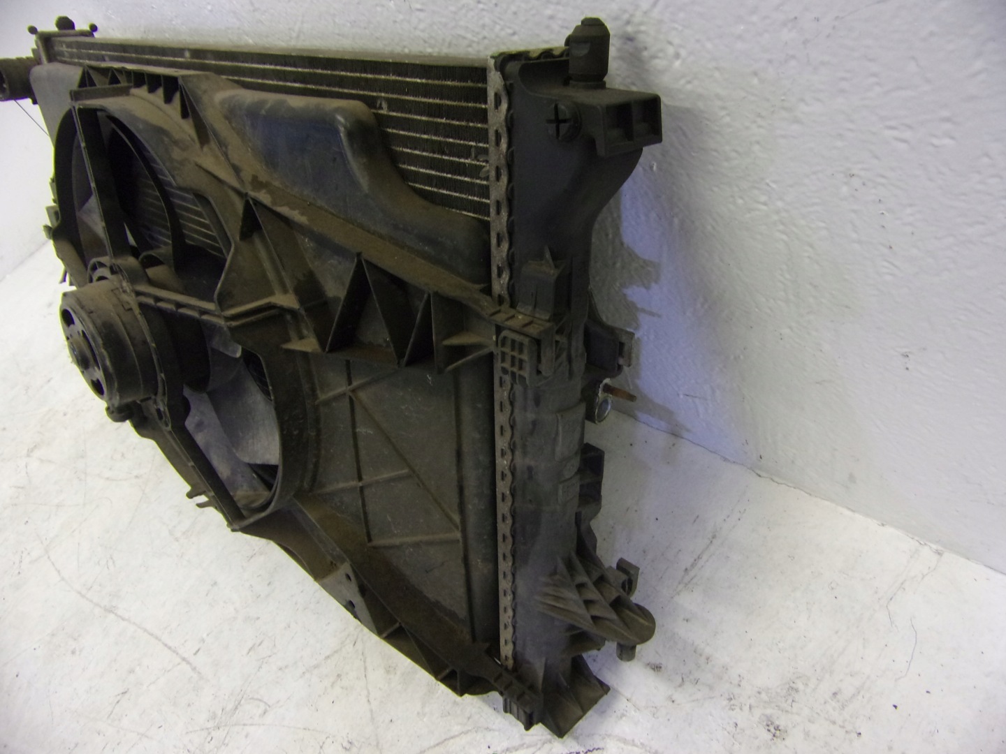 KOMPLET radiatore Z WENTYLATOREM RENAULT ESPACE 4 2.0 DCI