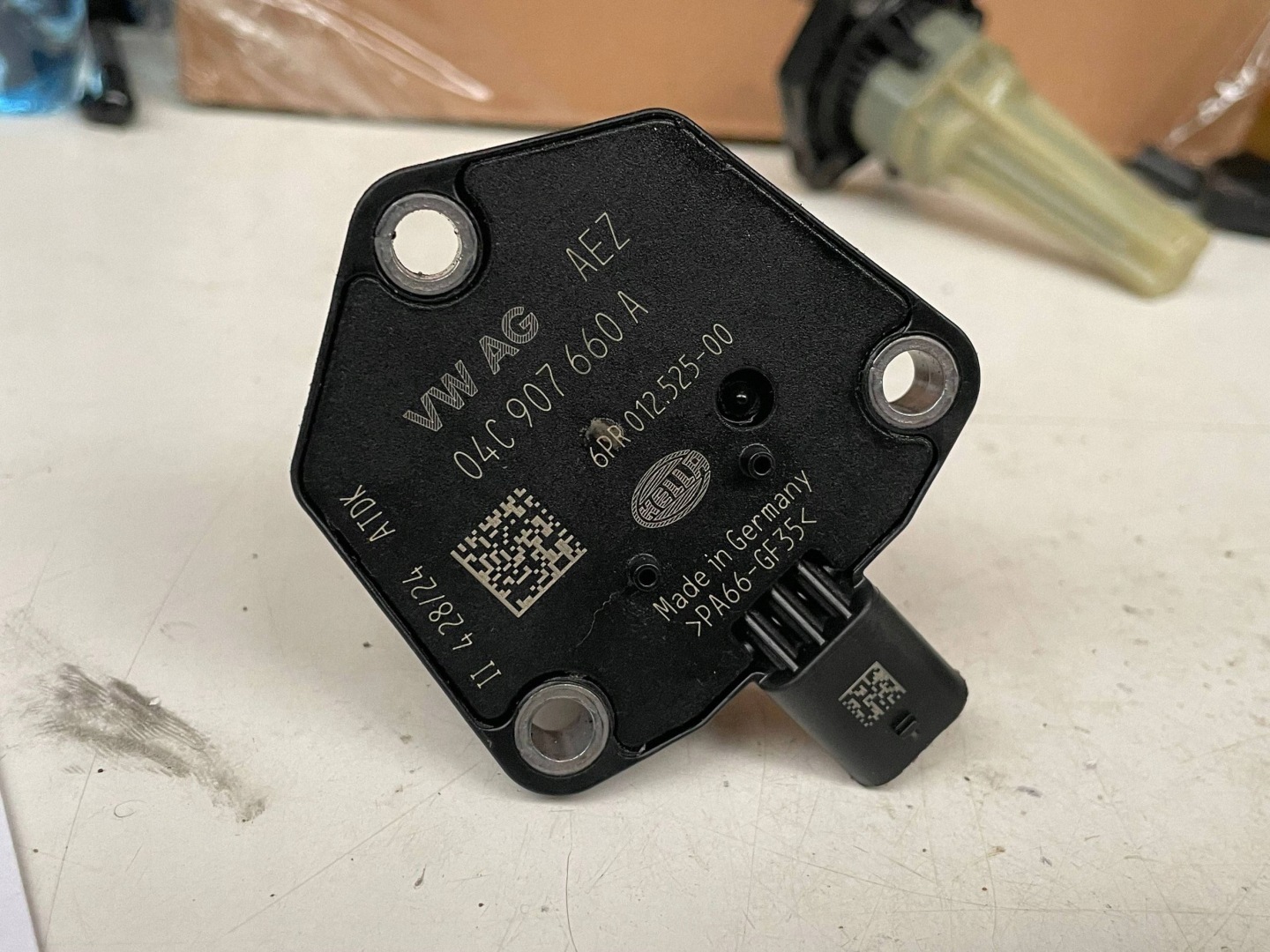sensore Livello olio AUDI Q2 - 04C907660A @M