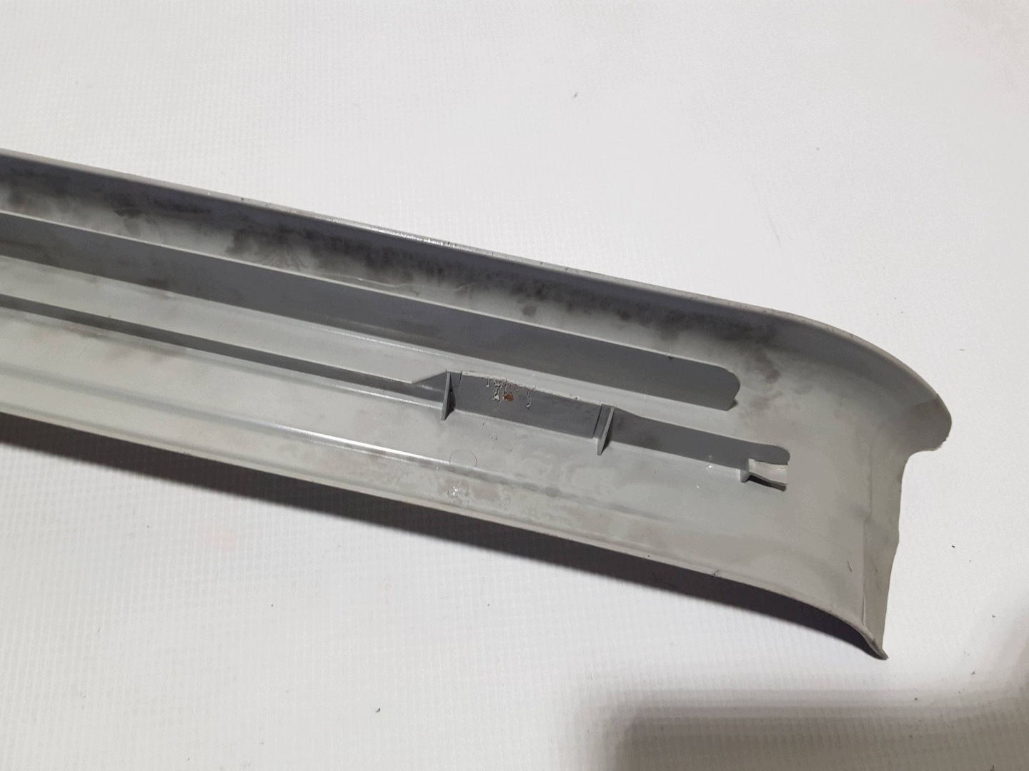 MERCEDES SL R230 moulding threshold cap left A2306800135