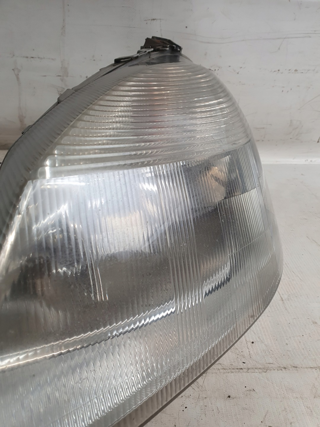 light left front MERCEDES VANEO W414 01-05r.