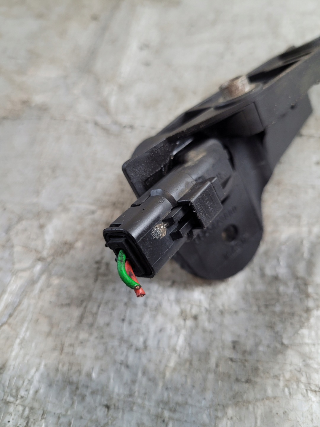 shaft position sensor OE 9625423880 PEUGEOT 206 1.4B 99r.
